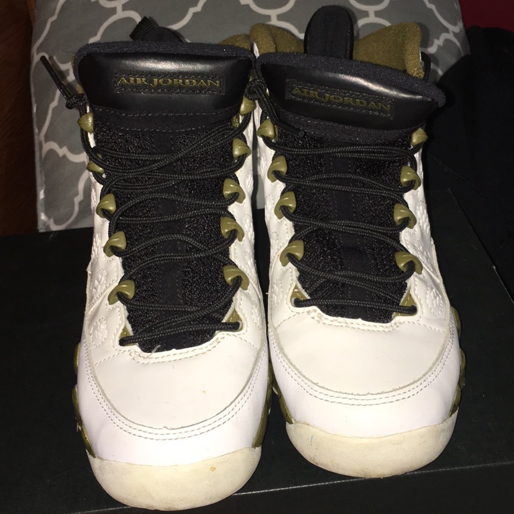 Statue 9’s